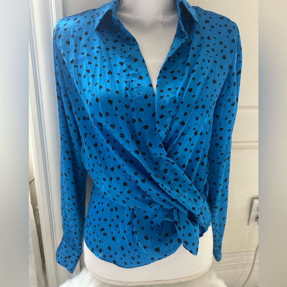 Heart Loom Cobalt blue top